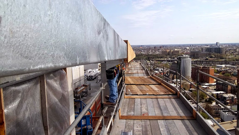 scaffolding planks